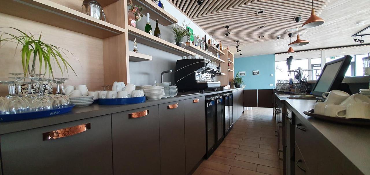 Doberani Rannamaja Hotel Valgeranna Kültér fotó