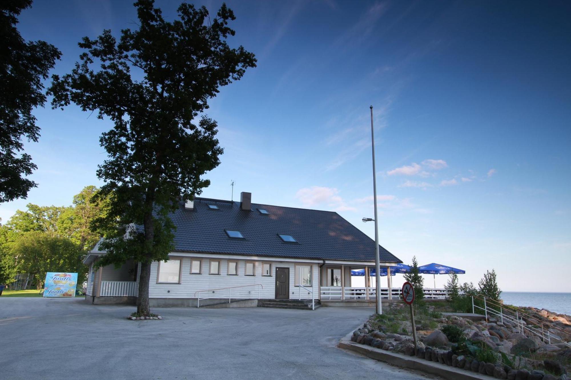 Doberani Rannamaja Hotel Valgeranna Kültér fotó